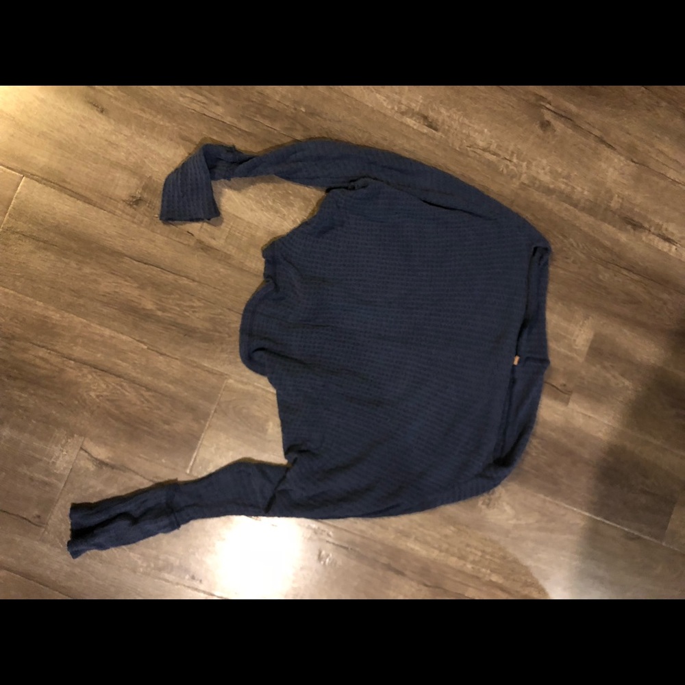 SOLD Free people off shoulder sweater - Picture 1 of 4